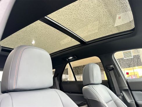 Certified 2025 Honda Prologue Touring image 18