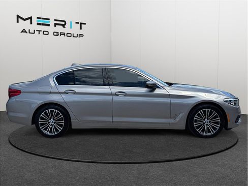 Used 2017 BMW 530i xDrive AWD/4WD image 10