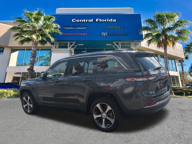 Certified 2023 Jeep Grand Cherokee Limited w/ Trailer Tow Prep Group (B) AWD/4WD image 7