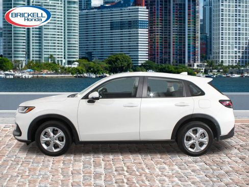 Used 2024 Honda HR-V LX image 2