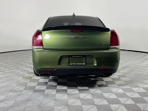 Used 2018 Chrysler 300 S w/ Safetytec Plus Group RWD image 6