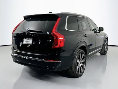 New 2025 Volvo XC90 T8 Ultra w/ Lounge Package image 5