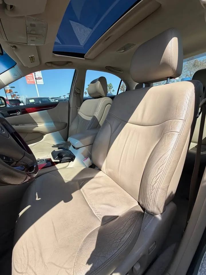 Used 2002 Lexus ES 330 w/ Premium Pkg FWD image 7