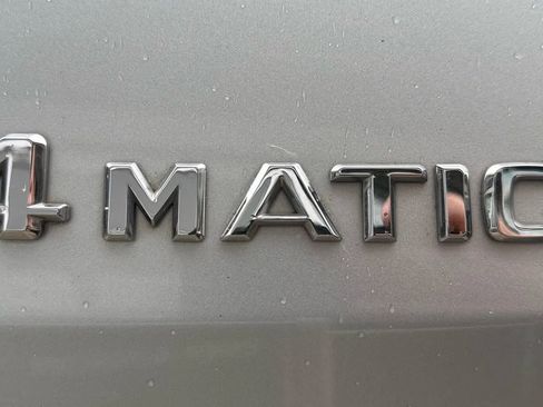 Used 2010 Mercedes-Benz GL 550 4MATIC image 58