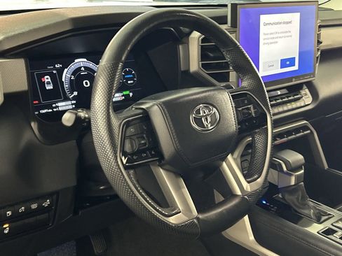 Used 2024 Toyota Tundra Limited image 13