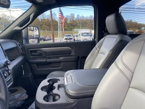 New 2026 RAM 5500 Tradesman w/ Chrome Appearance Group image 45