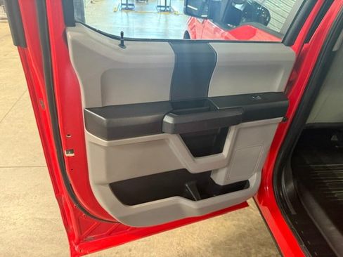 Used 2018 Ford F150 XL w/ Equipment Group 101A Mid AWD/4WD image 32