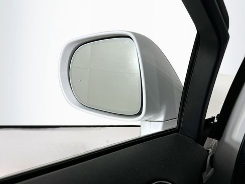 Used 2011 Lexus RX 350 AWD image 16