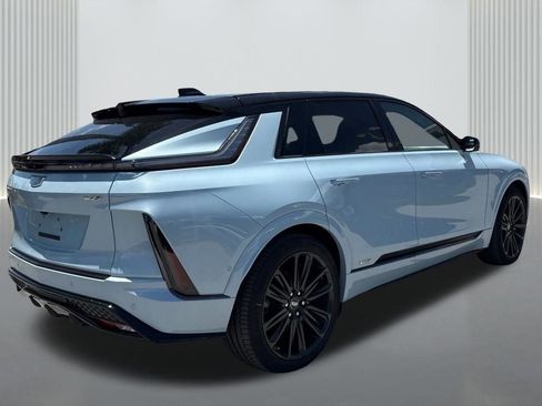 New 2026 Cadillac Lyriq V AWD/4WD image 5