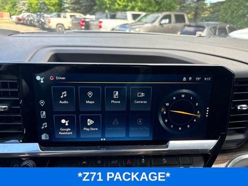 Used 2023 Chevrolet Silverado 1500 LT w/ Z71 Off-Road Package AWD/4WD image 7