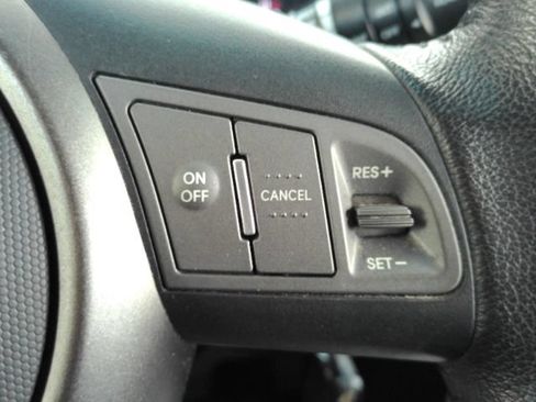 Used 2012 Kia Soul + w/ Audio Pkg FWD image 35