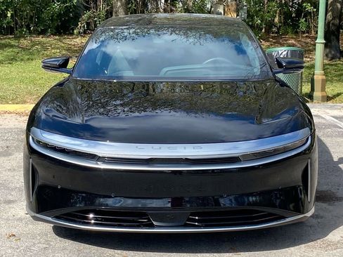 Used 2024 Lucid Air Pure image 2