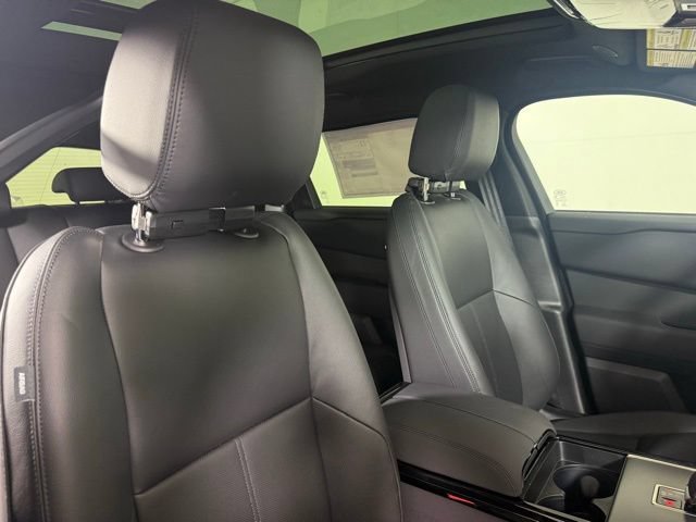 Certified 2026 Land Rover Range Rover Velar S AWD/4WD image 34