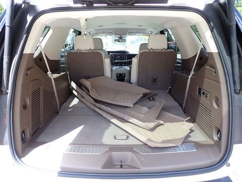 Used 2021 GMC Yukon Denali AWD/4WD image 6