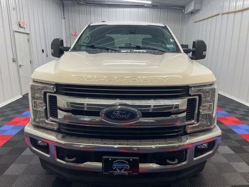 Used 2019 Ford F250 XLT w/ XLT Value Package image 8