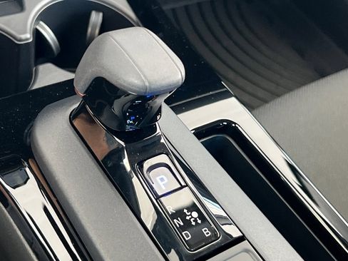 New 2026 Toyota Prius Plug-In Hybrid FWD image 23