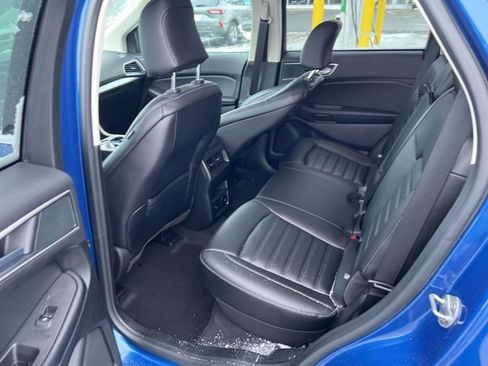 Used 2024 Ford Edge SEL w/ Convenience Package image 13