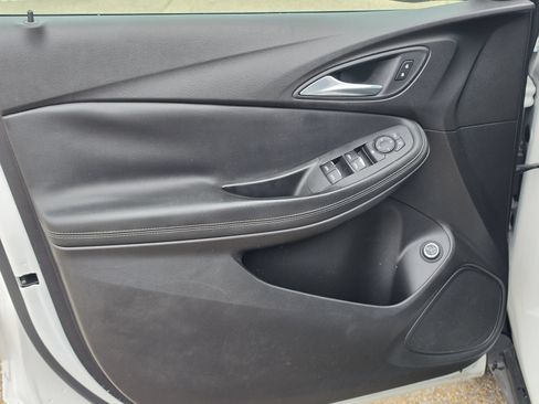 Used 2021 Buick Encore GX Select w/ Experience Buick Package FWD image 15