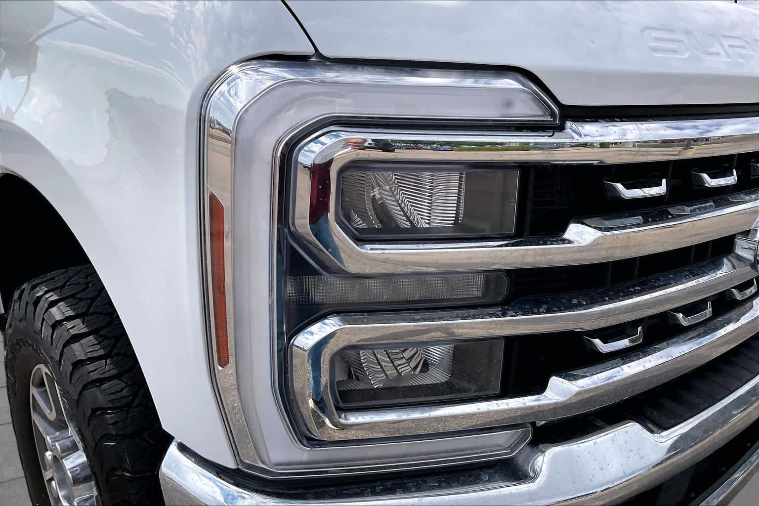 Used 2025 Ford F250 Lariat w/ FX4 Off-Road Package AWD/4WD image 27