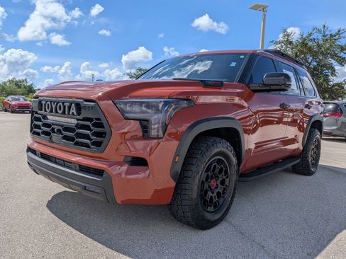 Used 2024 Toyota Sequoia TRD Pro AWD/4WD image 9