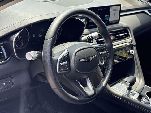 Used 2025 Genesis G70 2.5T AWD/4WD image 9