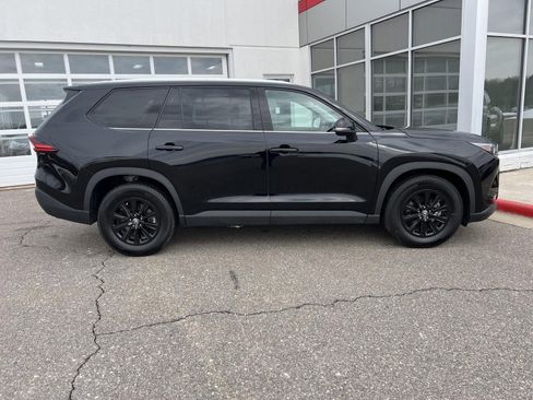 Used 2025 Toyota Grand Highlander AWD image 28