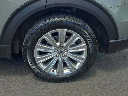 Used 2020 Ford Explorer Limited AWD/4WD image 12