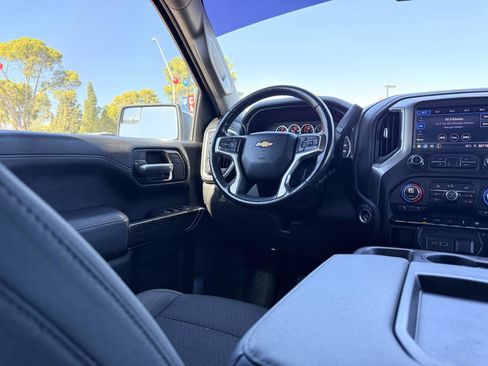 Used 2019 Chevrolet Silverado 1500 LT w/ All-Star Edition image 13