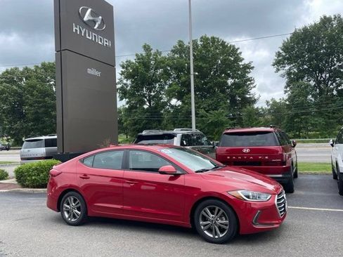 Used 2017 Hyundai Elantra Value Edition w/ Cargo Package FWD image 2