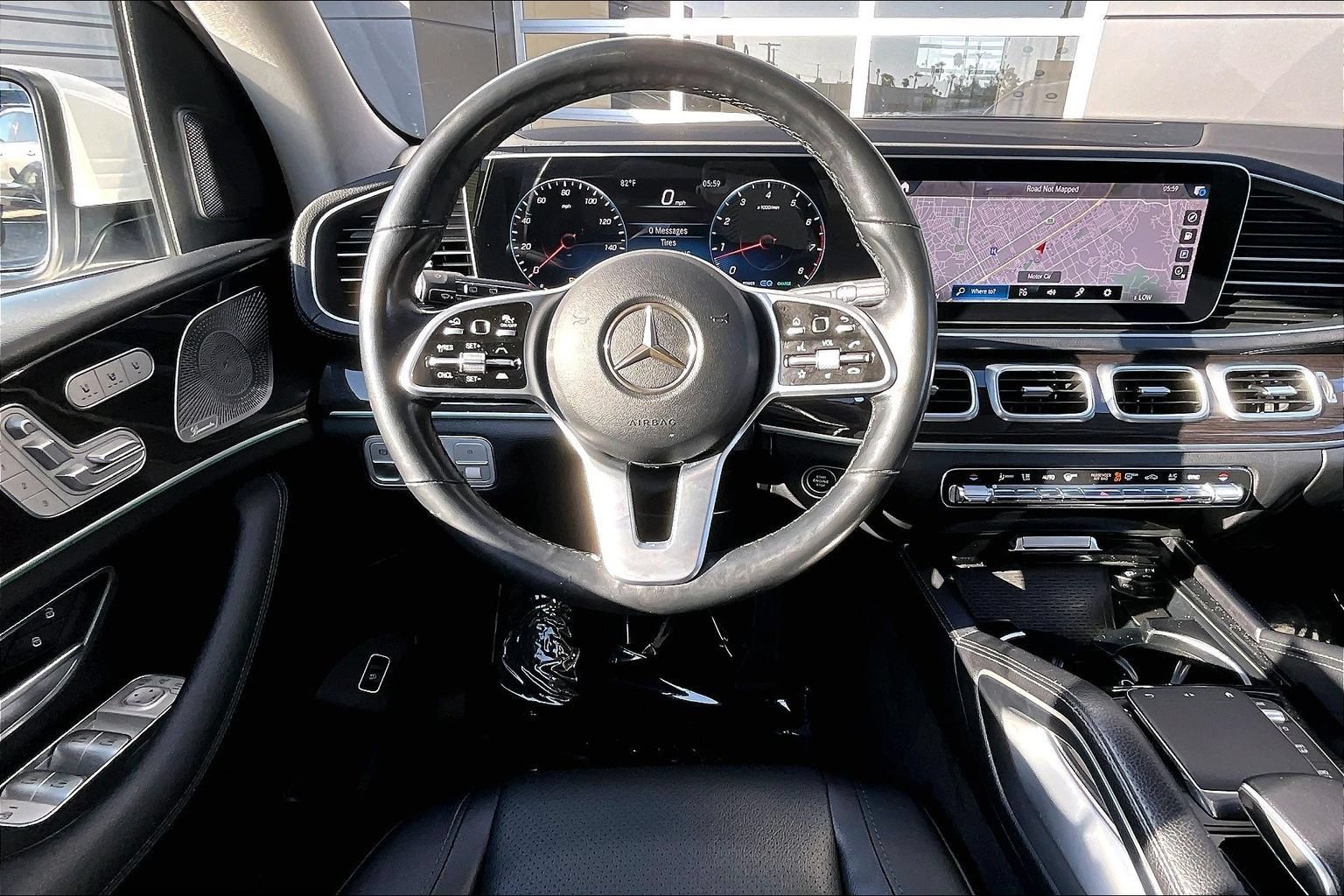 Used 2023 Mercedes-Benz GLS 450 4MATIC image 5