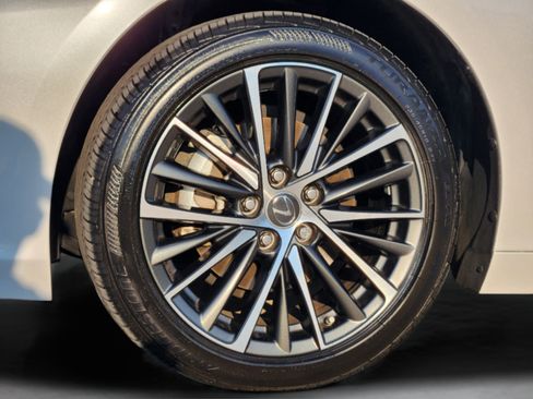 Certified 2025 Lexus ES 350 w/ Premium Package FWD image 44