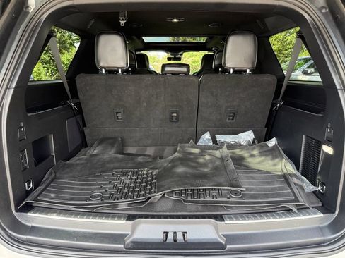 Used 2019 Lincoln Navigator L Reserve AWD/4WD image 14