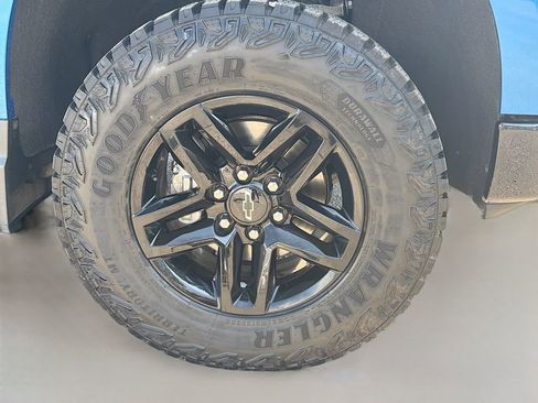 Used 2022 Chevrolet Silverado 1500 Custom Trail Boss image 29