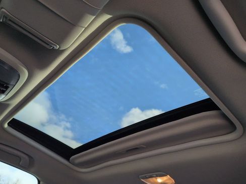 Certified 2021 Subaru Crosstrek 2.5i Limited w/ Moonroof Package 1 image 20