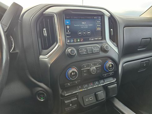 Used 2020 Chevrolet Silverado 1500 RST w/ All-Star Edition image 33