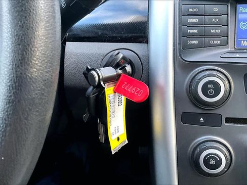 Used 2012 Ford Edge SE w/ Cargo Accessory Pkg image 13