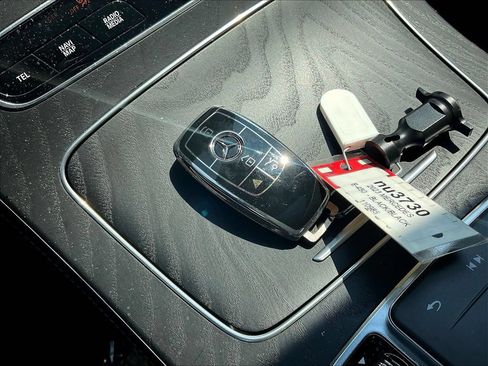 Used 2023 Mercedes-Benz E 450 4MATIC Sedan image 34