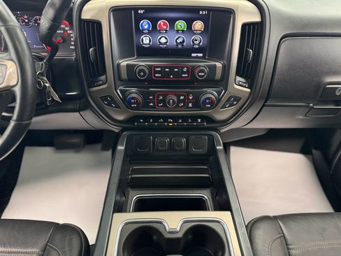 Used 2015 GMC Sierra 2500 Denali w/ Duramax Plus Package image 24