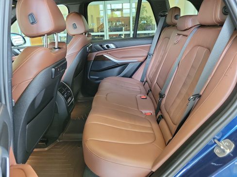 Used 2020 BMW X5 xDrive40i w/ Convenience Package AWD/4WD image 16