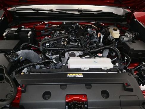 Used 2025 Toyota Tacoma TRD Off-Road AWD/4WD image 18
