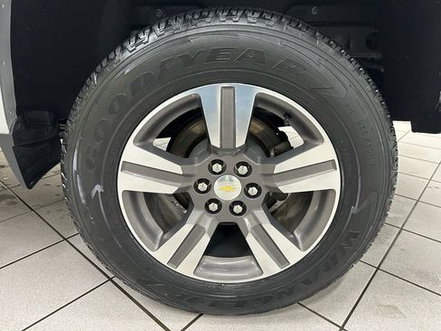 Used 2018 Chevrolet Colorado W/T w/ Custom Special Edition image 15
