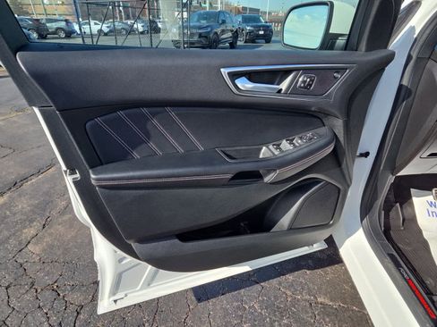 Used 2022 Ford Edge ST w/ Equipment Group 401A image 22