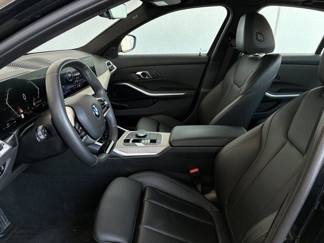 Used 2025 BMW 330i xDrive Sedan AWD/4WD image 13