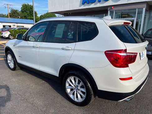 Used 2017 BMW X3 sDrive28i RWD image 12