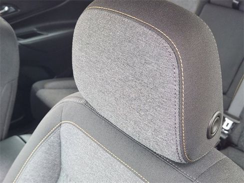 Used 2023 Chevrolet Equinox LT image 16