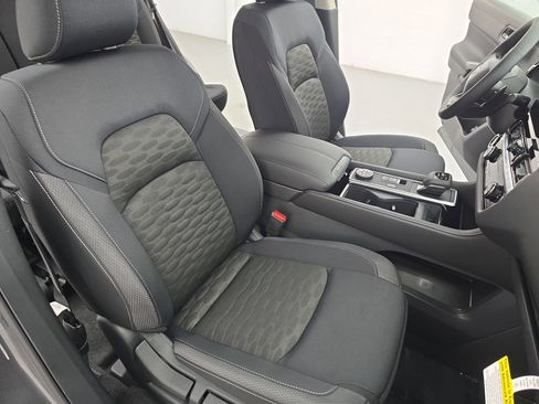 New 2026 Nissan Pathfinder SV AWD/4WD image 10