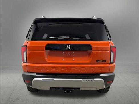 Used 2026 Honda Passport TrailSport Elite image 4