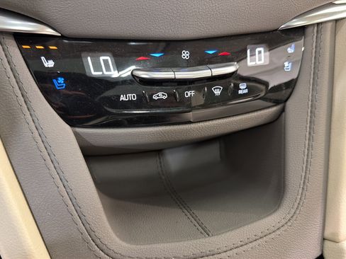 Used 2024 Cadillac XT5 Premium Luxury w/ Technology Package FWD image 19