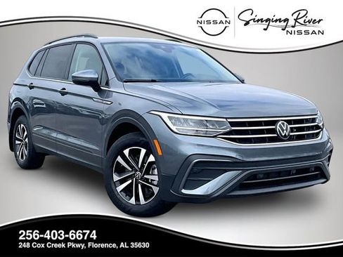 Used 2024 Volkswagen Tiguan S image 1