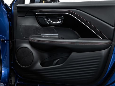 Certified 2025 Acura ADX A-Spec AWD/4WD image 18
